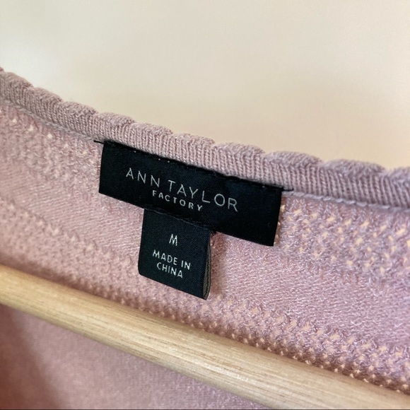 Anne Taylor Factory Dusty Rose Knit Scoop Neck Top - Picture 2 of 6